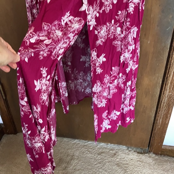 Relisted Torrid floral bohemian dress slits at bottom & keyhole at neckline - Picture 15 of 17